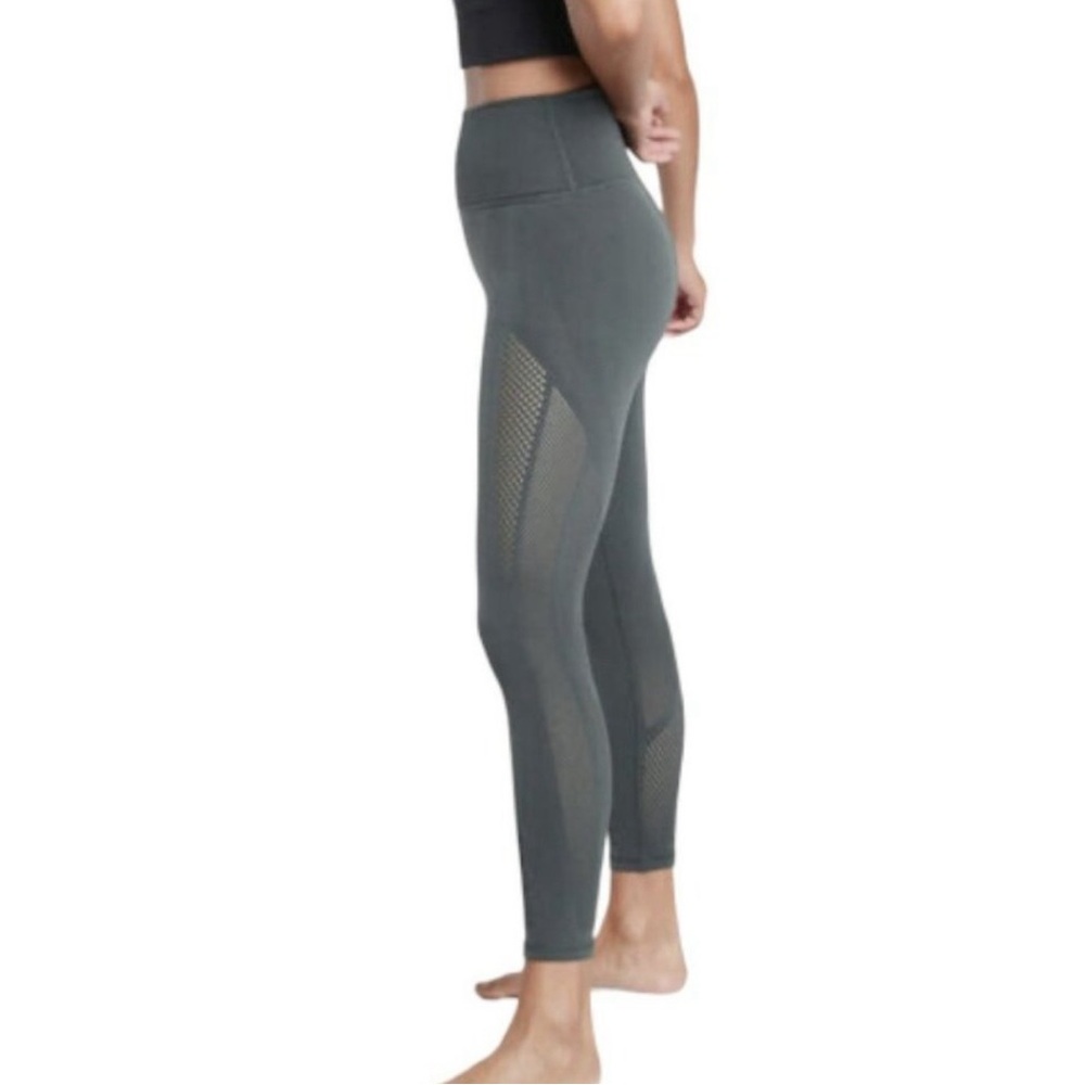 Athleta Mudra 7/8 Leggings